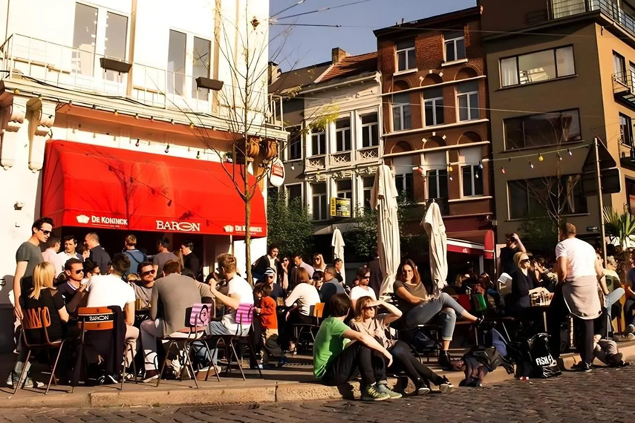 Loco Paradiso - Two Kingsize Beds, Outdoor Terrace, Dj Booth, Bar, Cinema, Bathtub, Kitchen, Airco Anvers 0*,  Belgique